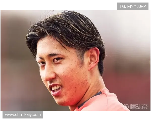 拜仁小将伊藤洋辉处子球，创日本球员历史