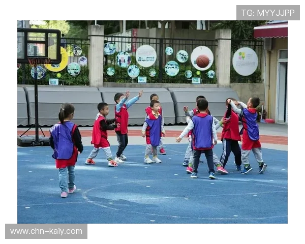 巷尾新苗幼儿园篮球表演展现体育精神